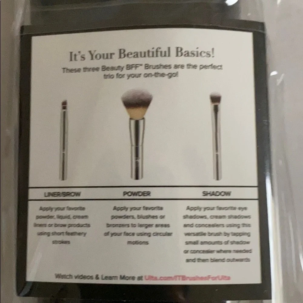 IT COSMETICS 3p Travel Basics Brush Set $45 NIP